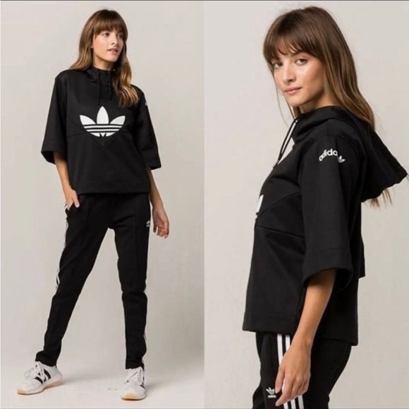 Adidas Clrdo Hoodie Cropped Logo - Picture 1 of 3